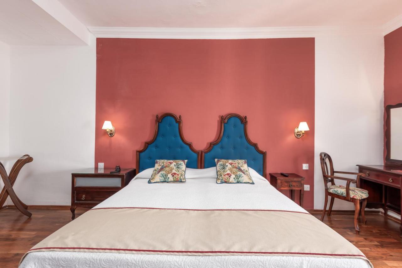 Hotel Castille Valletta Bagian luar foto
